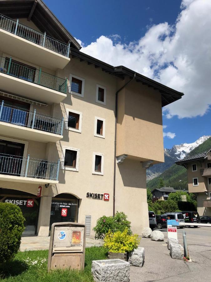 Grey Squirrel Home Chamonix Exterior photo
